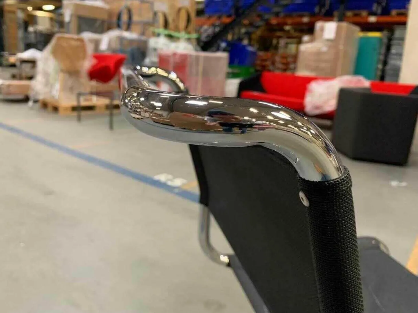 Freischwinger Stuhl S33 Stoff Schwarz Gestell Verchromt