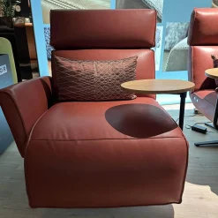 Funktionssessel Etino Leder B-Toro Reno Rot 5 Arm Drehkreuz Schwarz Matt Mit Tisch Wildeiche Natur Und Nierenkissen