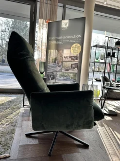 Funktionssessel Heavens Place Stoff Carlucci City Velvet CA7832 087 T Grün Sternfuß Metall Schwarz