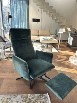 Funktionssessel Heavens Place Stoff Carlucci City Velvet CA7832 087 T Grün Sternfuß Metall Schwarz