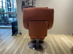 Funktionssessel Yoko No2 Leder C Revolution Paprika Orange Drehteller Nickel Satiniert Motorisch Verstellbar