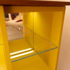 Gallery Low Cupboard Außen Holzfarbe W20 Mongoi Innen Giallo Mustard Rückwand Spiegel Mit Beleuchtun