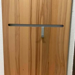 Garderobe Elli Nussbaum Furnier Glattlack Schwarz Paneel Bank Korpus