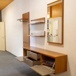 Garderobe Kira 24728 Nussbaum Nova Lack Terra Hochglanz Grau Griffe Metall