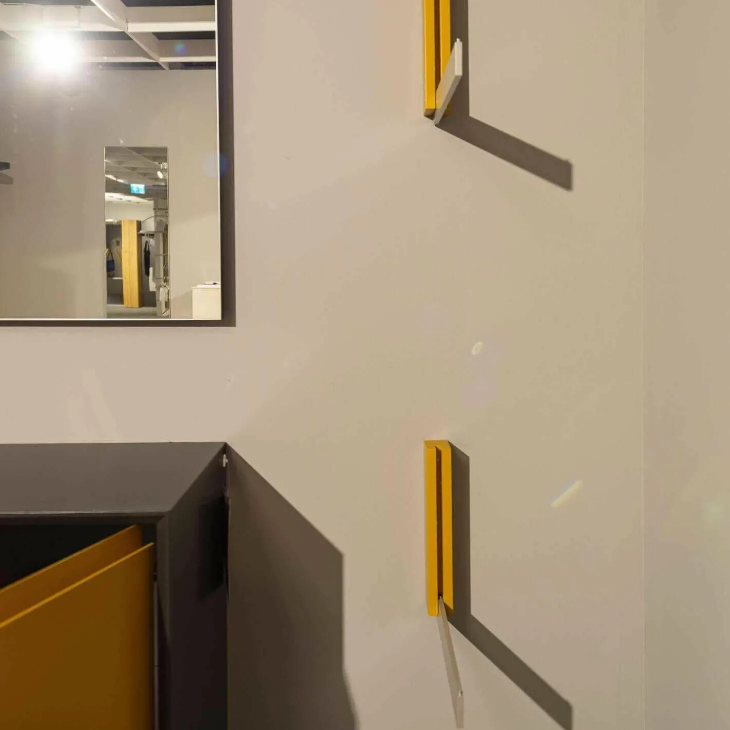 Garderobe Modo 19 Glattlack Curry Mit Spiegel