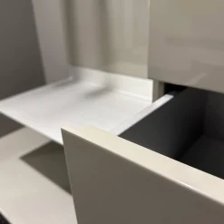 Garderobe S7 Lack Hochglanz Asphalt Aluminiumboarde Eloxiert Mit Spiegelpaneel