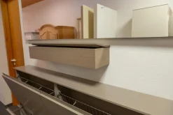 Garderobe Tando Glattlack 408 Terra Grau Beige Eiche Sahara Griffe Metall