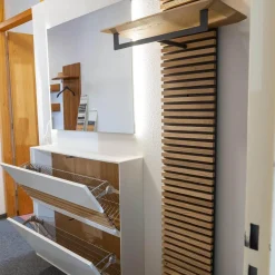Garderobe Yonna Lack Weiß Holzlamellen Natur Gebürstet Stoff 97 Anthrazit Mit Beleuchtung