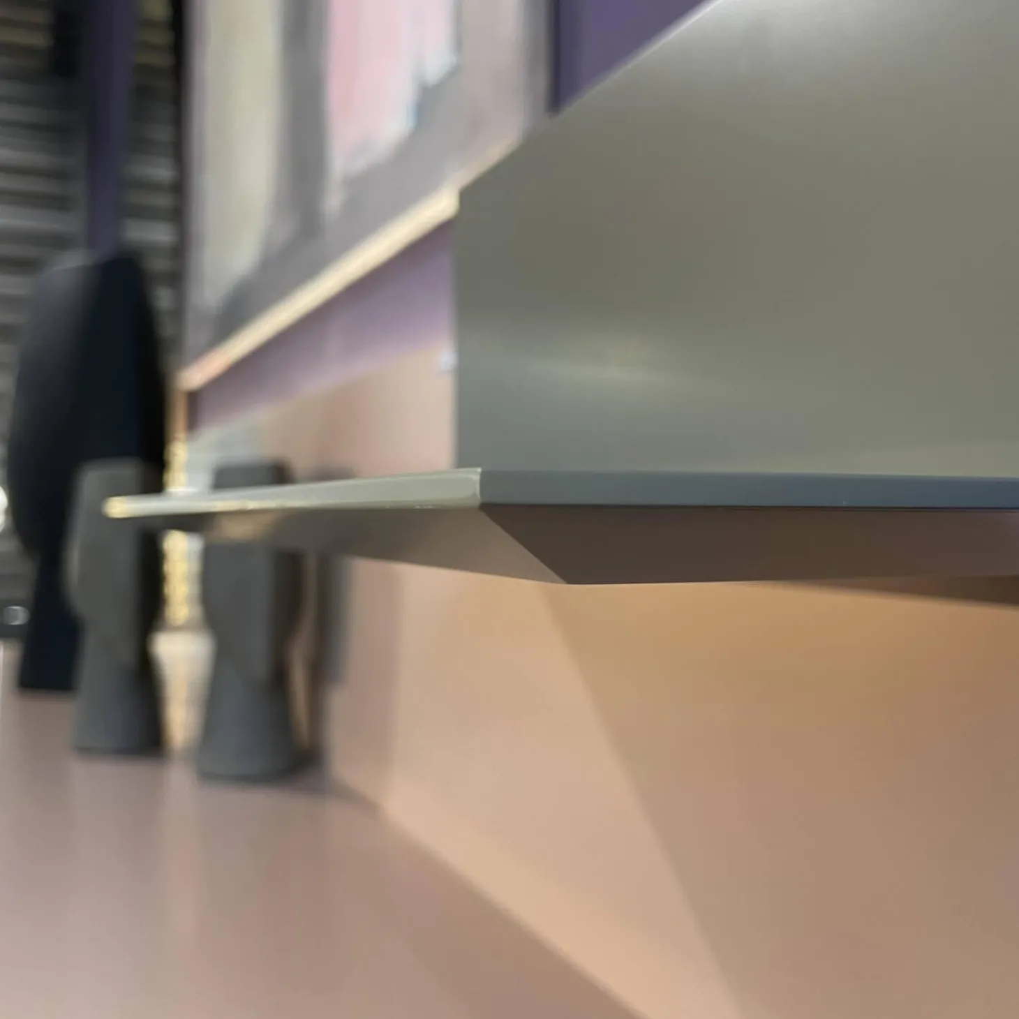 Garderobenlösung Lilu Winkelregal Lack Rosenquarz Winkelregal Lack Manor Spiegel mit Beleuchtung