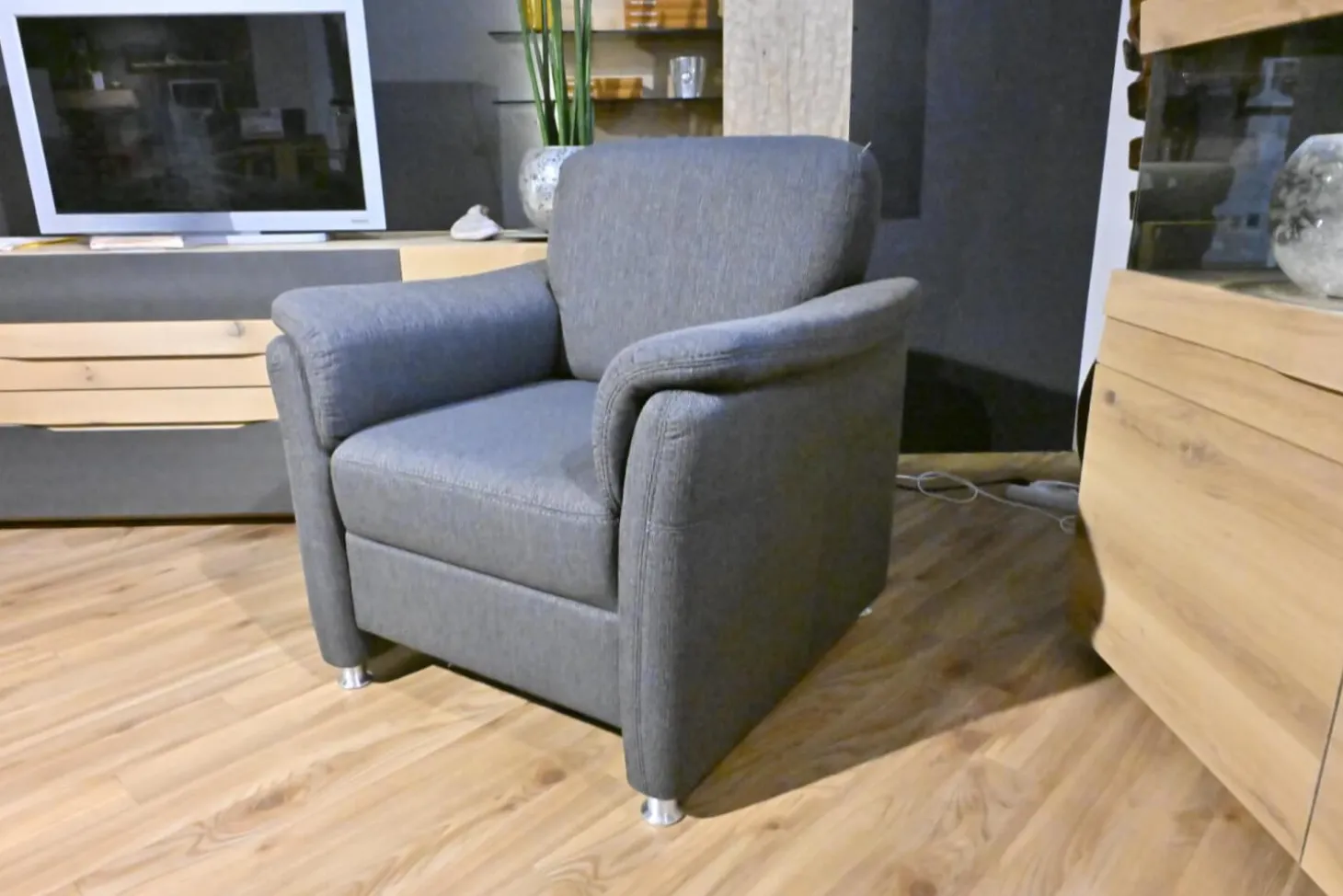 Garnitur 266 System 10 Bezug Stoff 0634 06 Grau Füße Aluminium F566 50 Ohne Kopfstütze Und Sofakissen