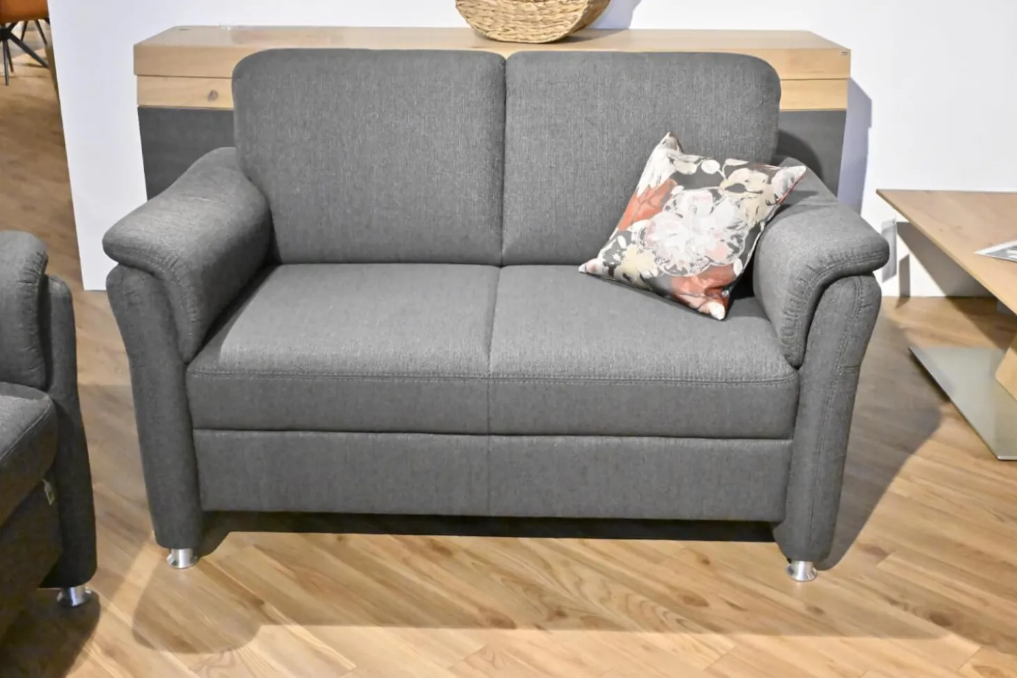 Garnitur 266 System 10 Bezug Stoff 0634 06 Grau Füße Aluminium F566 50 Ohne Kopfstütze Und Sofakissen