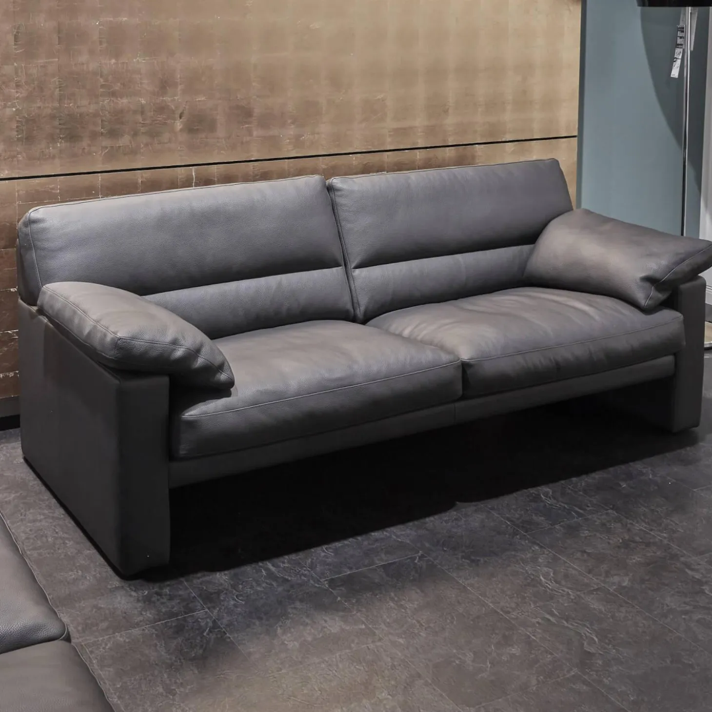 Garnitur Einzelsofa GA210 Mit Sessel GA200 Bezug Leder 43.059 Grau Inklusive Kopfstütze