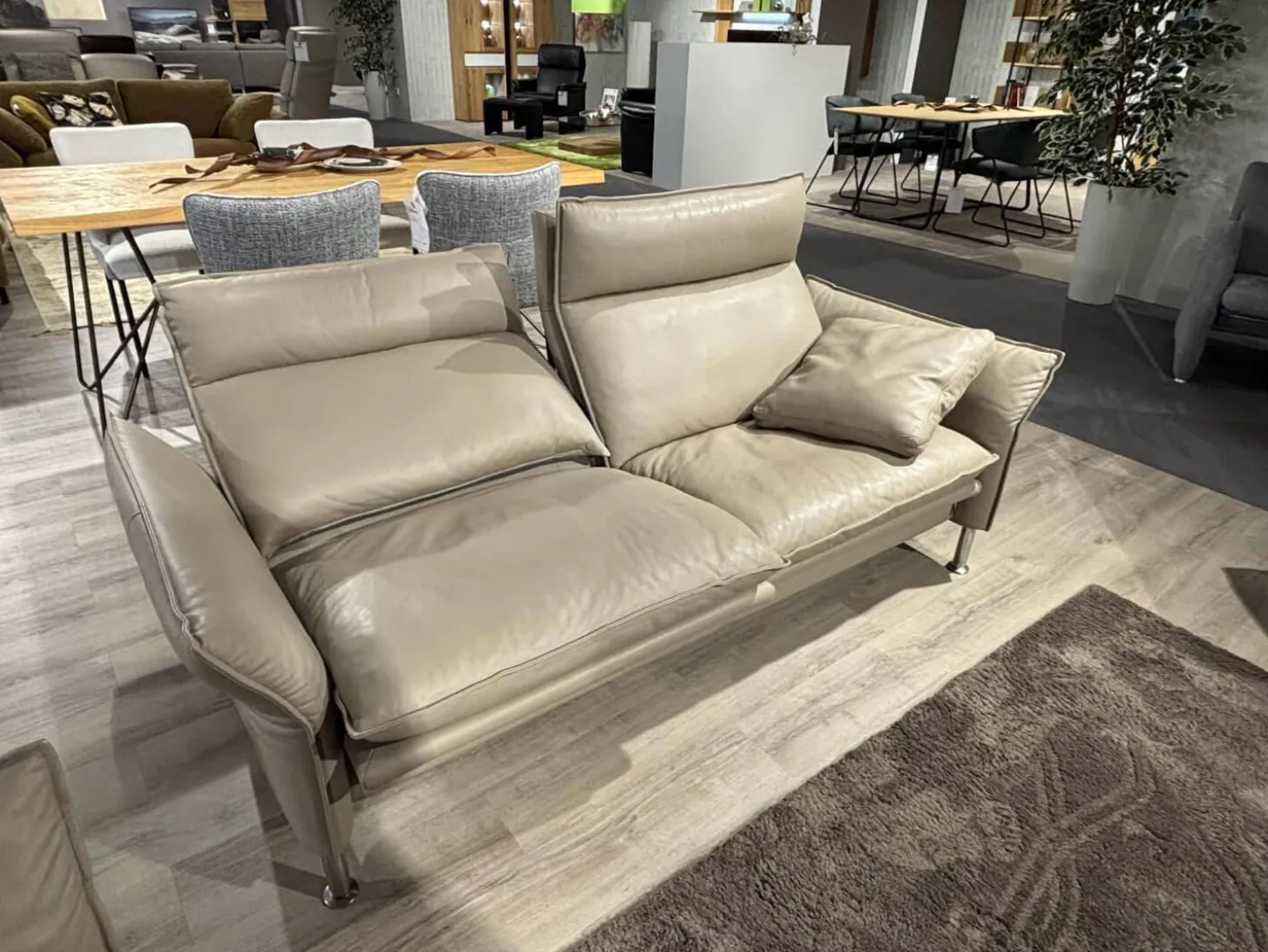 Garnitur Porto 180 Leder 42.400 Stone Grau Fuß Hochglanz