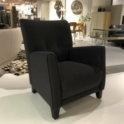 Garnitur Scala 2-1-1 Stoff Anthrazit Füße Schwarz Lackiert