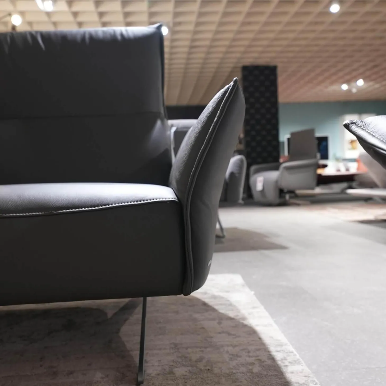 Garnitur Vineto Leder Bull Carbone Faden 1222 Schwarz Inklusive Kissen