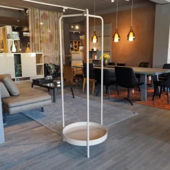 Geradobenständer Selma Pulverbeschichtet Rosenholz Rose-Weiß