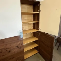 Geschirrschrank Farn Korpus Astiger Nussbaum Natur Geölt Glas 9010 Weiß Matt