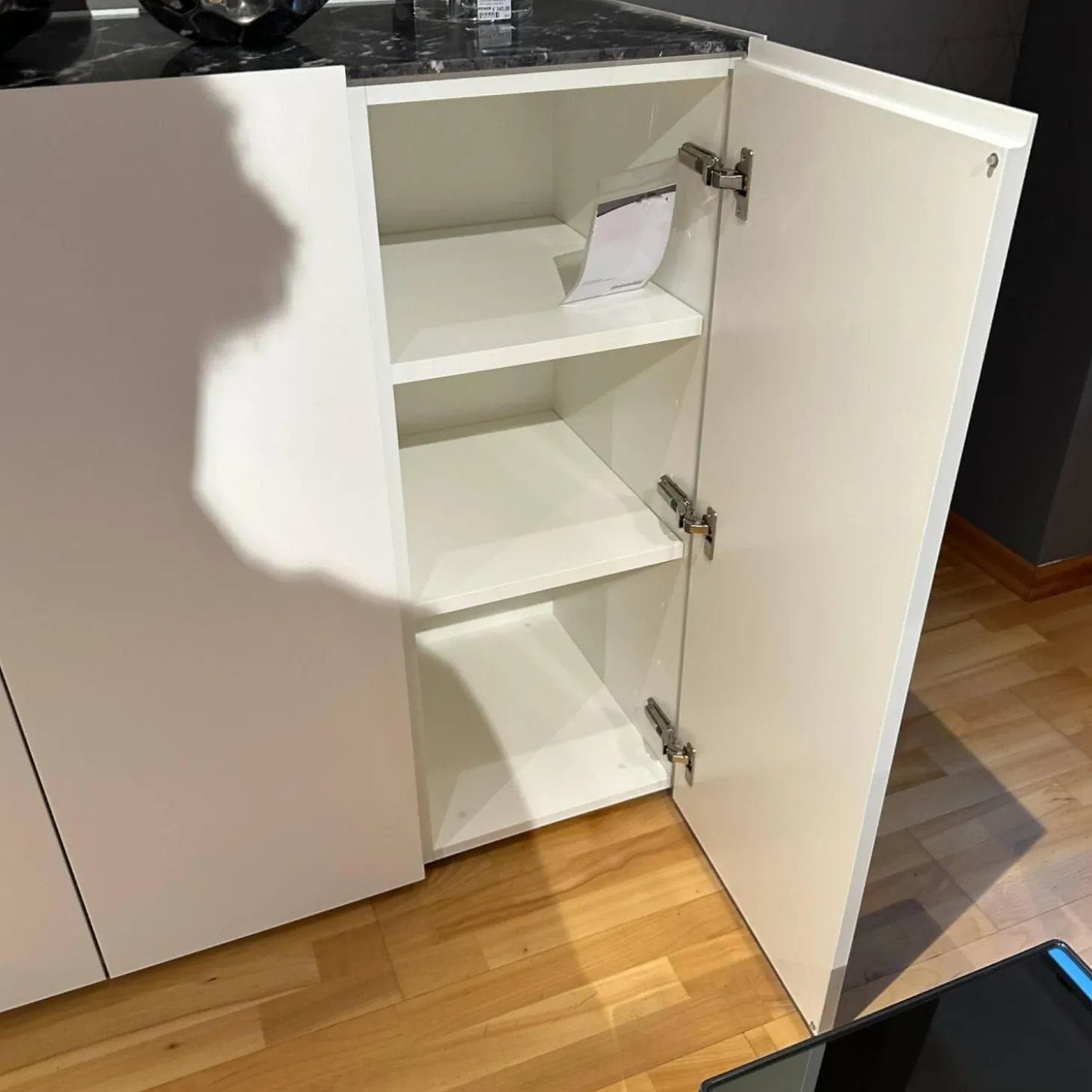 Highboard 251 Just Cube Light Lack M03 Schneeweiß Steinplatte