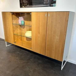 Highboard Cubus Pure Außen Eiche Natur Geölt Innen Buche Metallgestell Schwarz Mit Beleuchtung