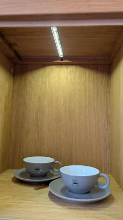 Highboard Homeland Wildeiche Teilmassiv Geölt Korpus Furniert Inklusive LED Beleuchtung