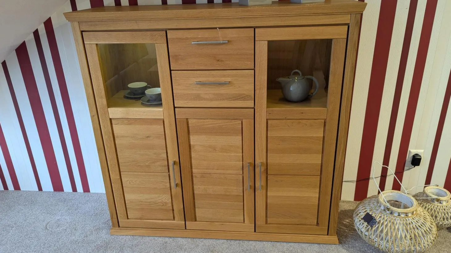 Highboard Homeland Wildeiche Teilmassiv Geölt Korpus Furniert Inklusive LED Beleuchtung