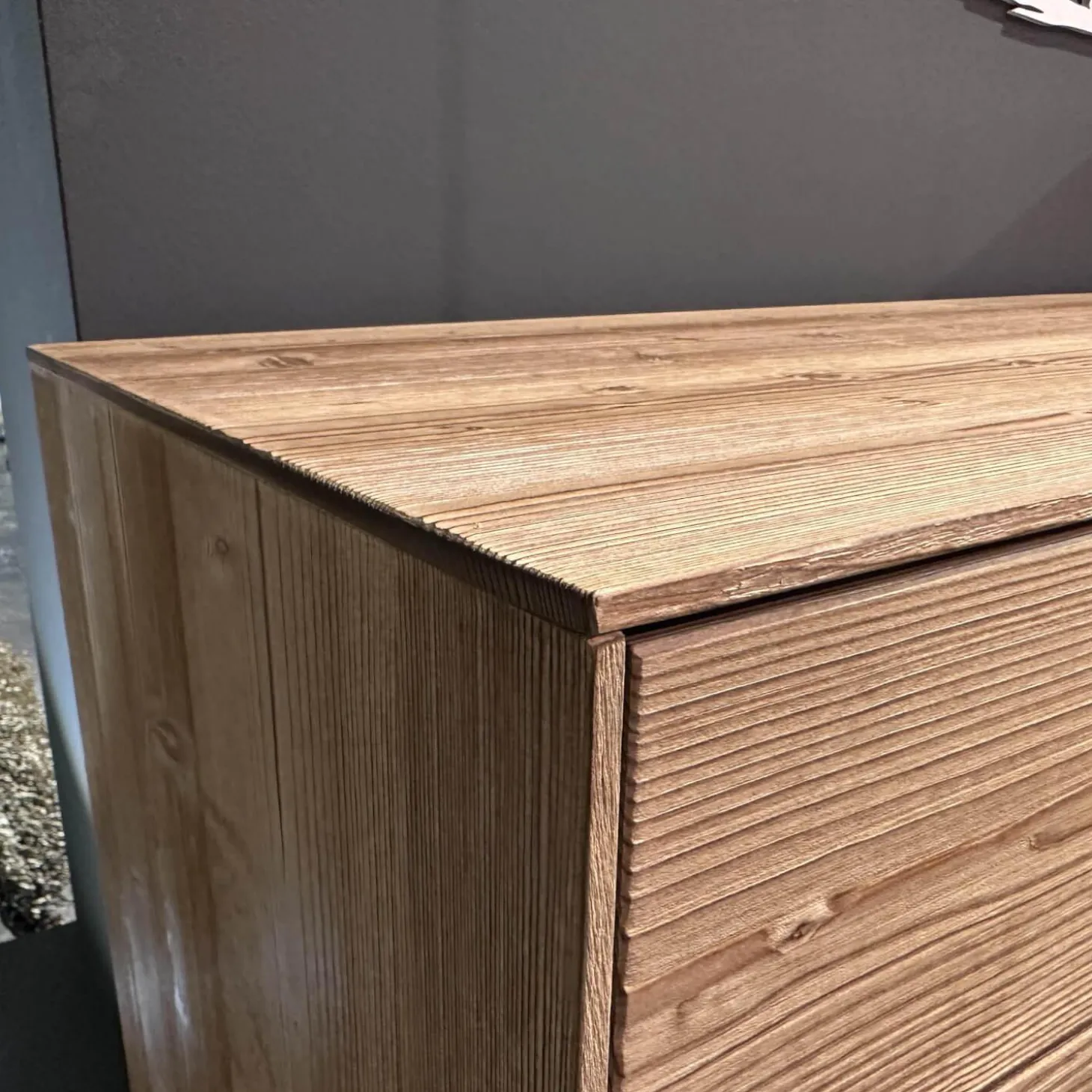 Highboard Mit Passepartout Bergfichte Gebürstet Rückwand Steingrau