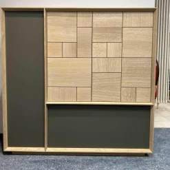 Highboard Murano Wildeiche massiv mit Glaselementen in grau