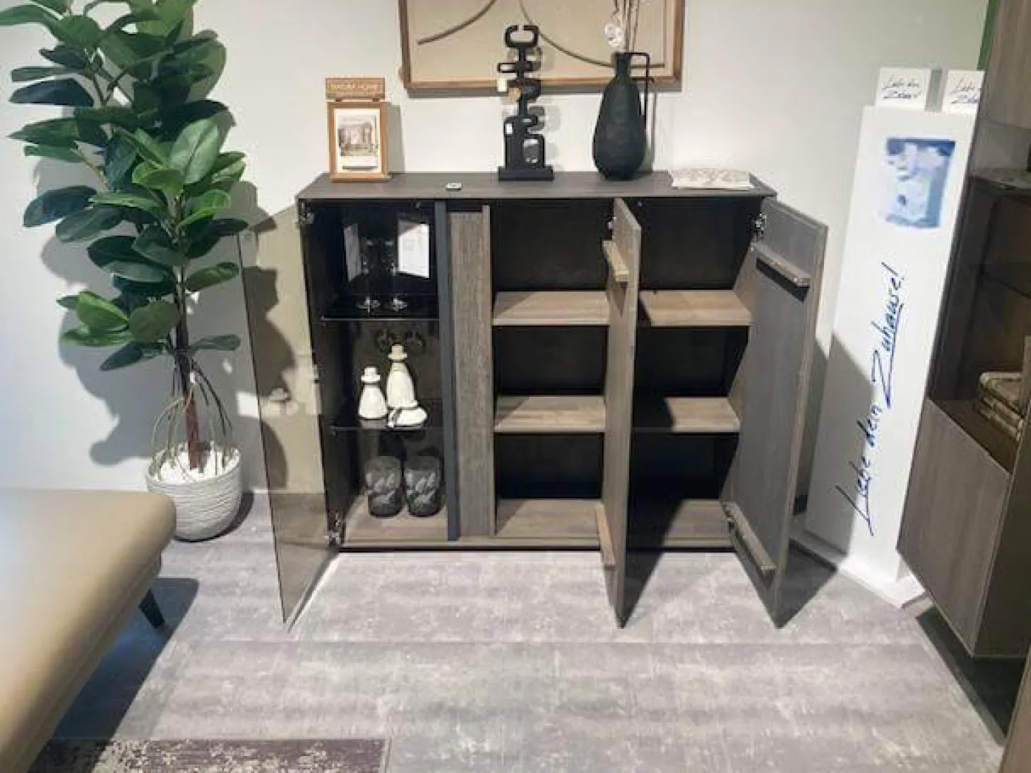 Highboard Saratoga Buche Massiv Geölt Silbergrau Grau Braun Inklusive Beleuchtung