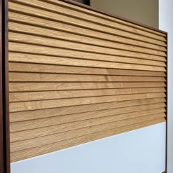 Highboard Schrank Tratum Klein Knorrige Eiche Natur Geölt Glas 9010 Weiß Matt Mit Lamellenfronten