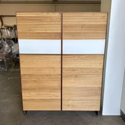 Highboard Schrank Tratum Klein Knorrige Eiche Natur Geölt Glas 9010 Weiß Matt Mit Lamellenfronten