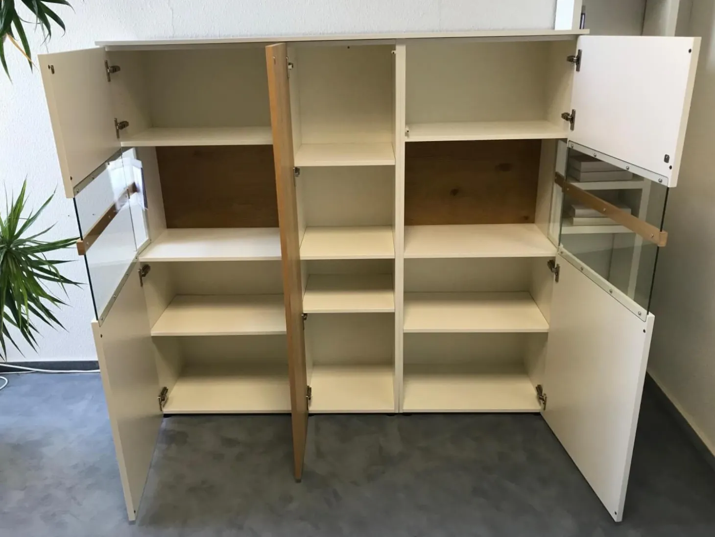 Highboard Sunberry 661 Glattlack 419 Blütenweiß Weiß 102 Ethno Eiche Mit Pushbeschlag Grifflos Inklusive Beleuchtung