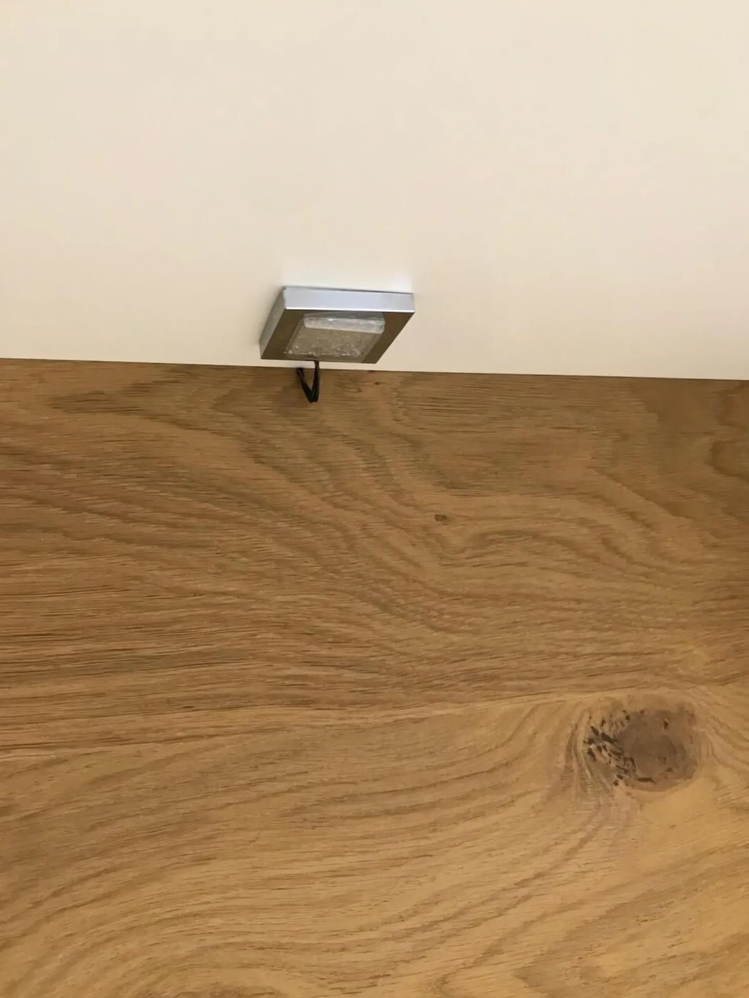 Highboard Sunberry 661 Glattlack 419 Blütenweiß Weiß 102 Ethno Eiche Mit Pushbeschlag Grifflos Inklusive Beleuchtung