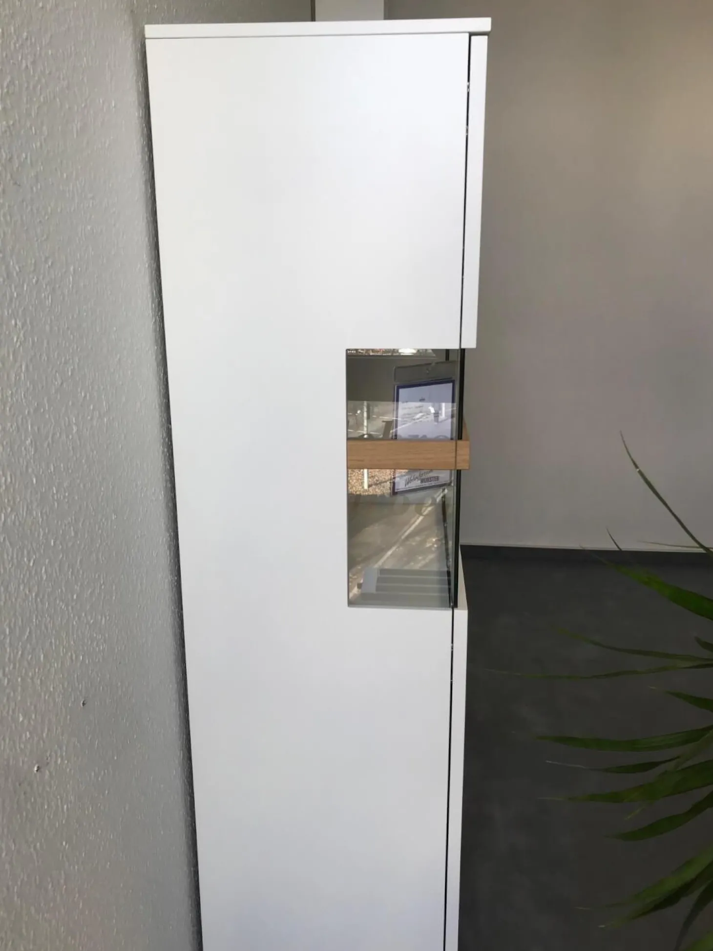 Highboard Sunberry 661 Glattlack 419 Blütenweiß Weiß 102 Ethno Eiche Mit Pushbeschlag Grifflos Inklusive Beleuchtung