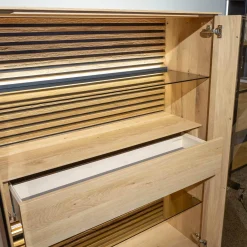 Highboard Yonna 7102 Kerneiche Natur Gebürstet Inklusive Beleuchtung