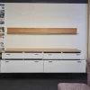 Hängesideboard Lack Weiß Kernbuche Mit Wandboard Chrom Glänzend