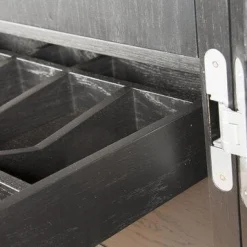 Hochschrank Cambusa Eiche ohne Knoten Pigmentiert Total Black Innen Eiche ohne Knoten Geölt Pigmentiert