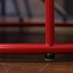 Hocker Drop Stapelbar Stoff 8307 Lachsrosa Beige Rosa Gestell Metall Rubinrot Lackiert Mit Filzgleitern