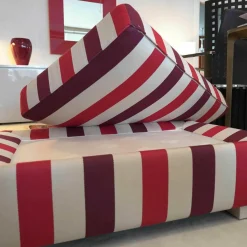 Hocker Inspiration Sahco-Stoff Rot Weiß