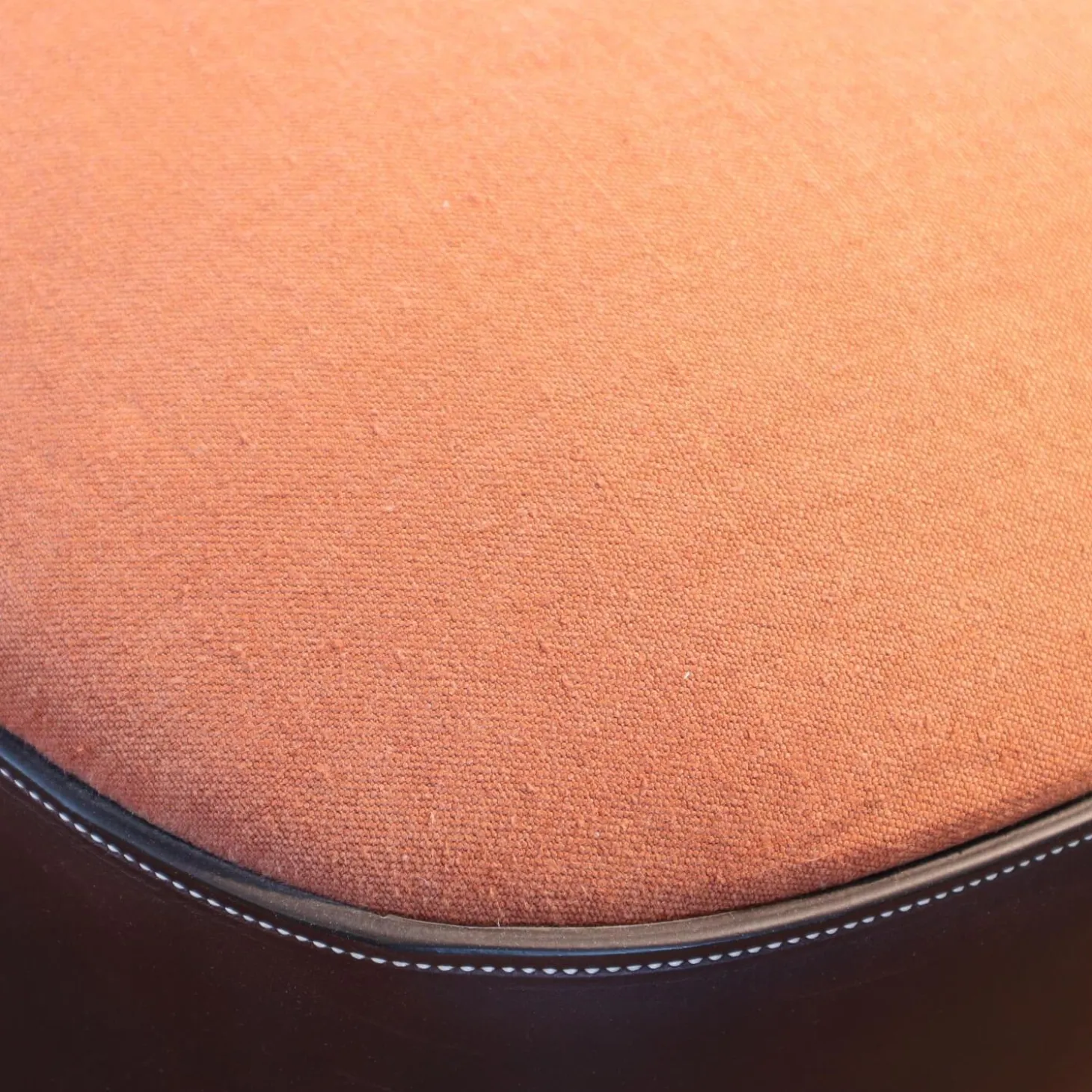 Hocker Isanka Korpus Bezug Leder Saddle Coffee Sitzfläche Bezug Stoff Lino 7710 Crimson