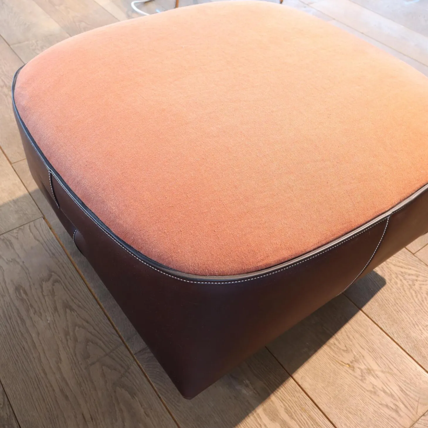 Hocker Isanka Korpus Bezug Leder Saddle Coffee Sitzfläche Bezug Stoff Lino 7710 Crimson