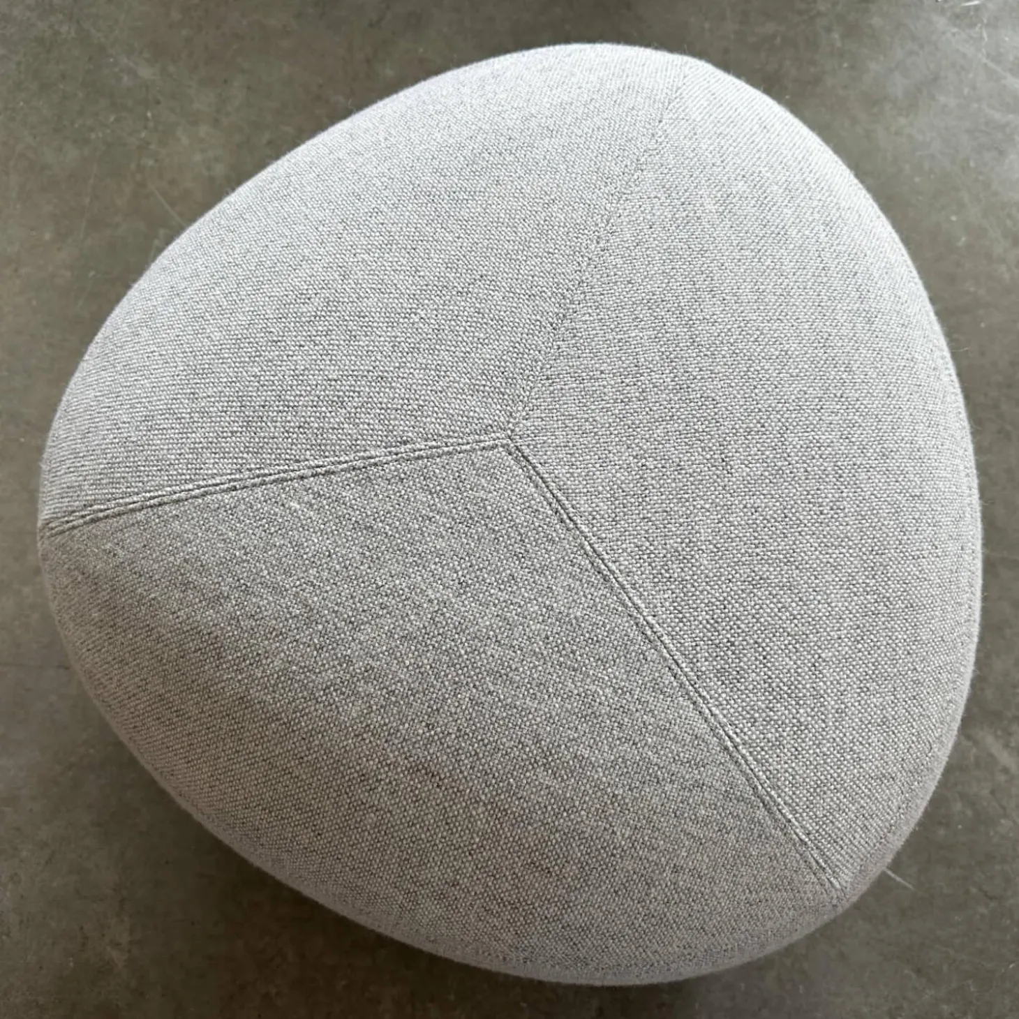 Hocker Kipu Stoff C Hallingdal Grau