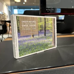 Home-Entertainment Raumteilerkorpus Mit TV-Säule Abdeckplatte Farbglas Schwarz Matt Nussbaum Natur Geölt