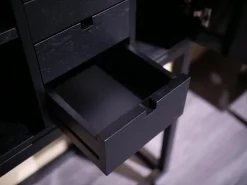 Kabinettschrank Mingkasa Eiche Massiv Eggshell Grau Grün Füße Schwarz Gebeizt Lackiert