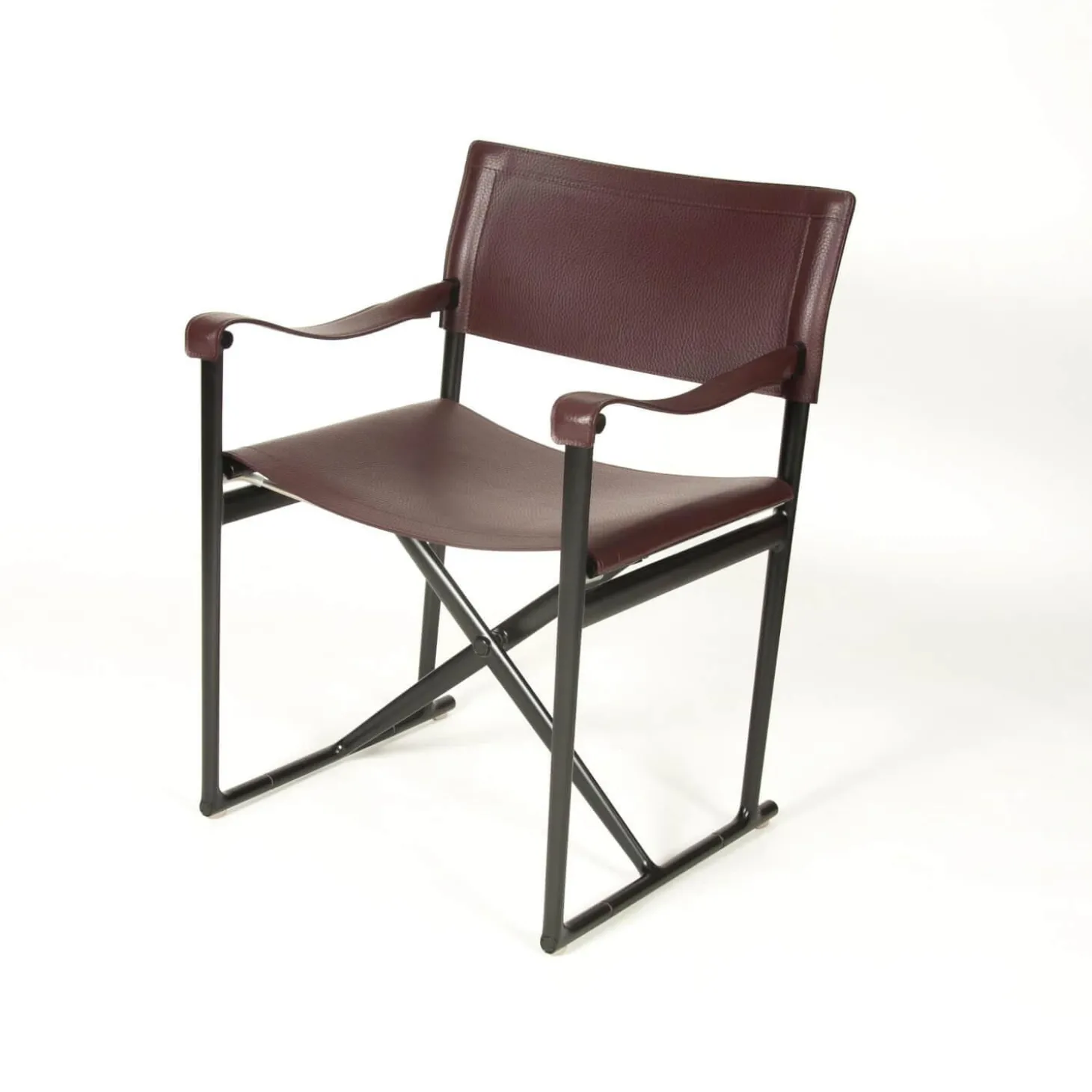 Klappsessel Mirto Bezug Kernleder Bordeauxrot Geprägt Gestell Schwarz Lackiert