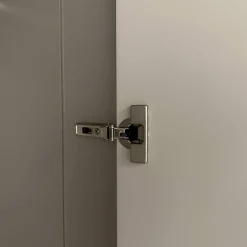 Kleiderschrank Collect Mattlack Außen M08 Greige Innen M23 Muschel Grau