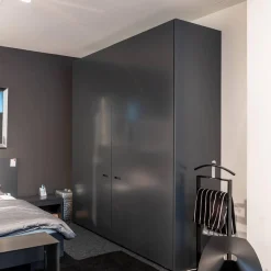 Kleiderschrank Collect Planfront M21 Anthrazit