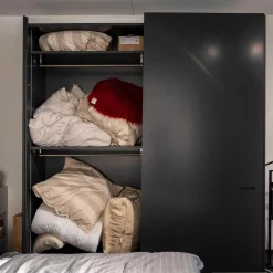 Kleiderschrank Collect Planfront M21 Anthrazit