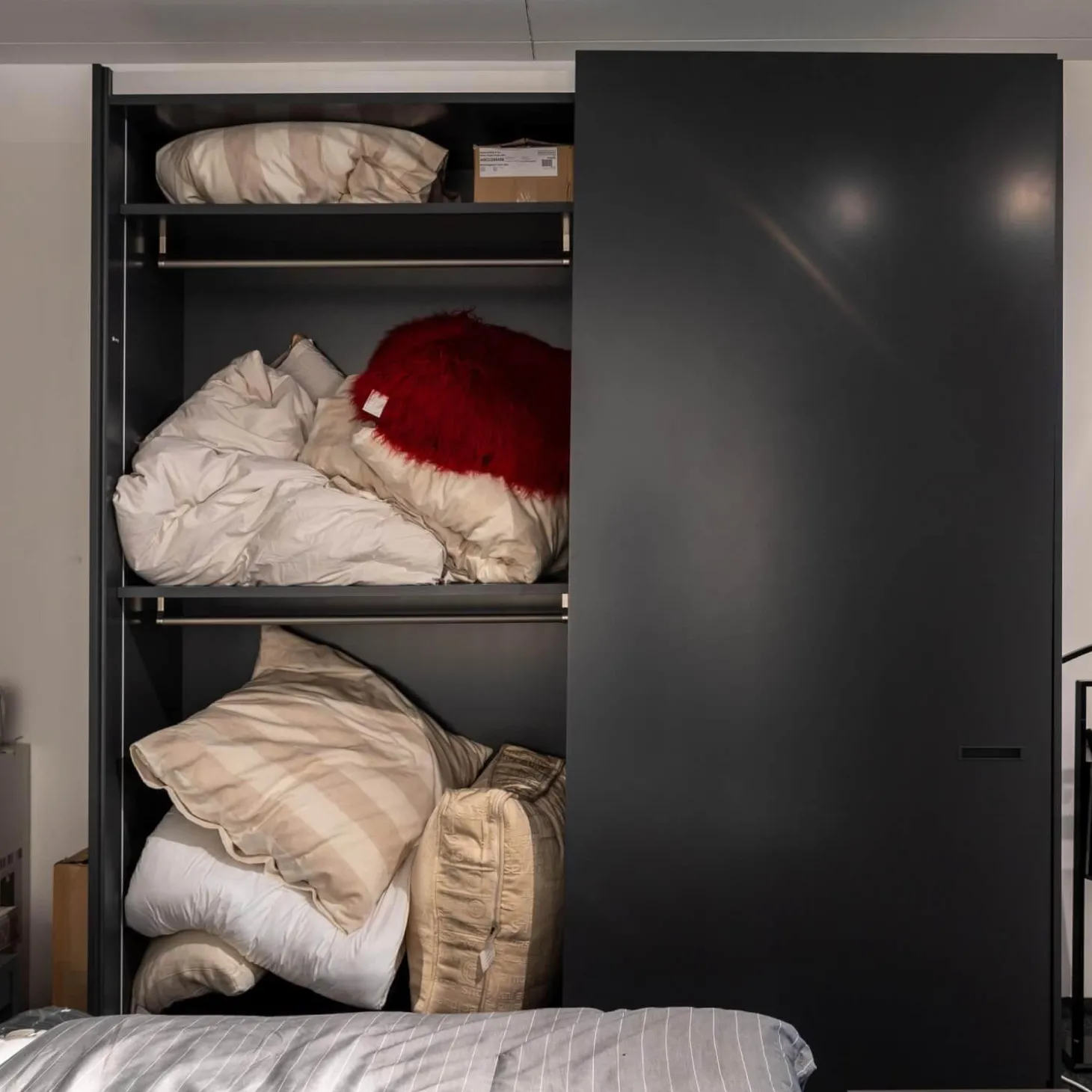 Kleiderschrank Collect Planfront M21 Anthrazit