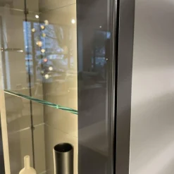 Kleiderschrank Garderobe Collect Korpus Mattlack Flintgrau Paneele Eiche Natur mkit Beleuchtung Schrankelemente Glas Drehtüren Glaseinlegeböden Garderobenelement mit Spiegel