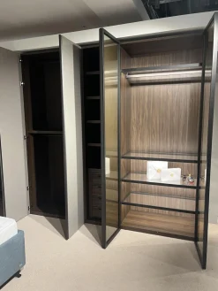 Kleiderschrank Night Collection 2022 Front Lack 331 Visone Matt Korpus 72 Noce Mit Beleuchtung